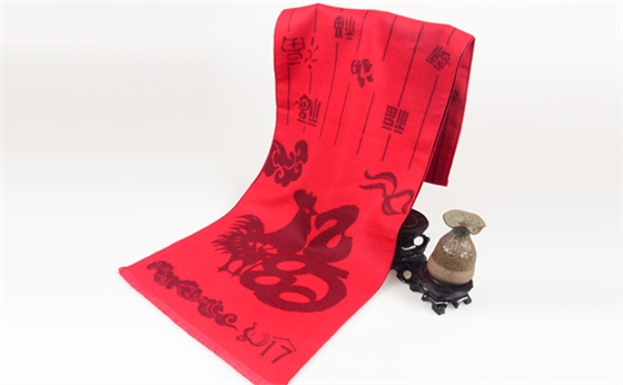 年會(huì)紅色圍巾
