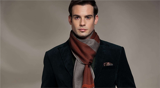 男士圍巾紅灰配