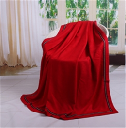 紅色真絲毯子