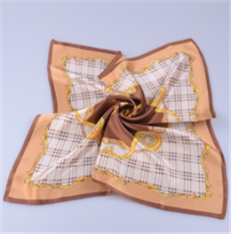 素縐緞?wù)娼z圍巾