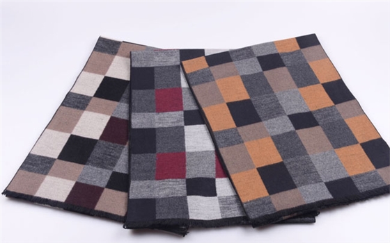 龍翔買圍巾去哪個網站 圍巾圖