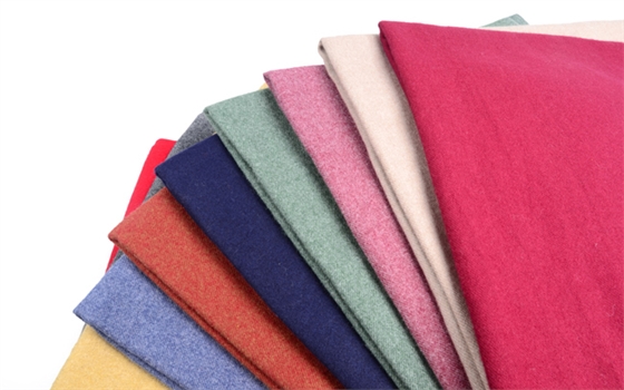 品牌圍巾吊牌,好的圍巾廠家推薦 圍巾圖