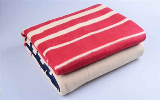 什么毛毯好,毯子多少錢 羊毛毯圖