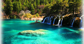 九寨溝旅游景區特色民族披肩定制