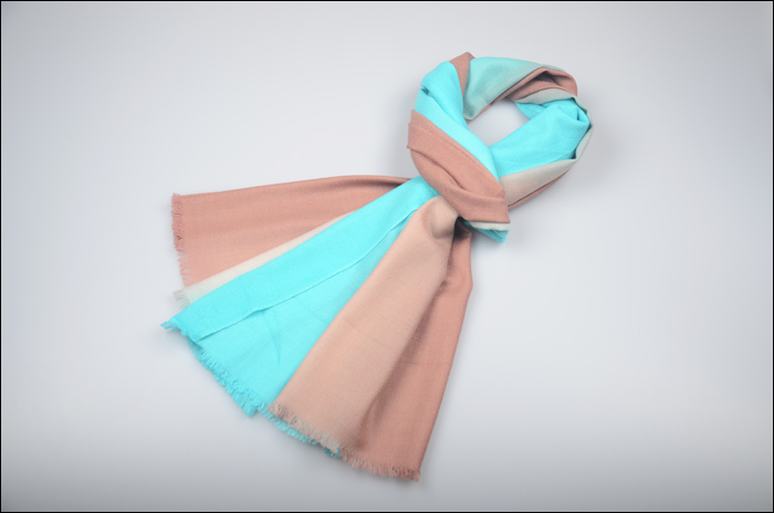 羊毛圍巾 羊毛披肩 圍巾披肩 圍巾批發(fā) 羊毛圍巾 羊毛披肩 圍巾披肩 圍巾批發(fā)