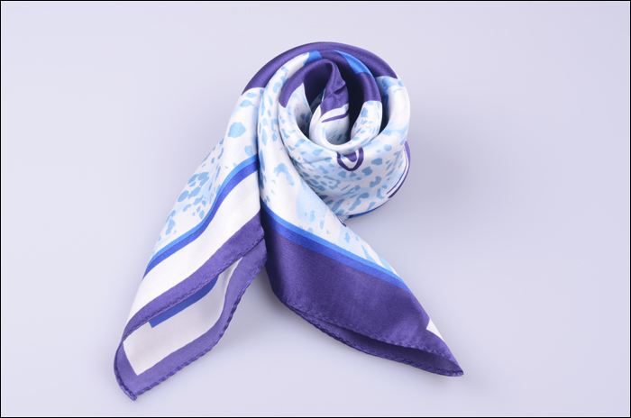 真絲圍巾 印花圍巾 職業(yè)女士小方巾