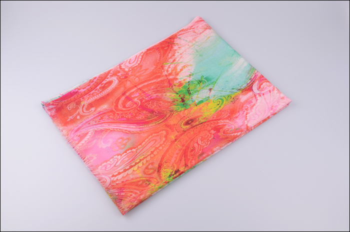 羊毛披肩 羊毛噴繪圍巾 女士圍巾 圍巾批發