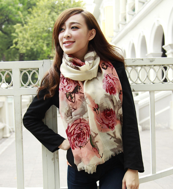 羊毛圍巾 印花圍巾 女士圍巾 羊毛圍巾 印花圍巾 女士圍巾