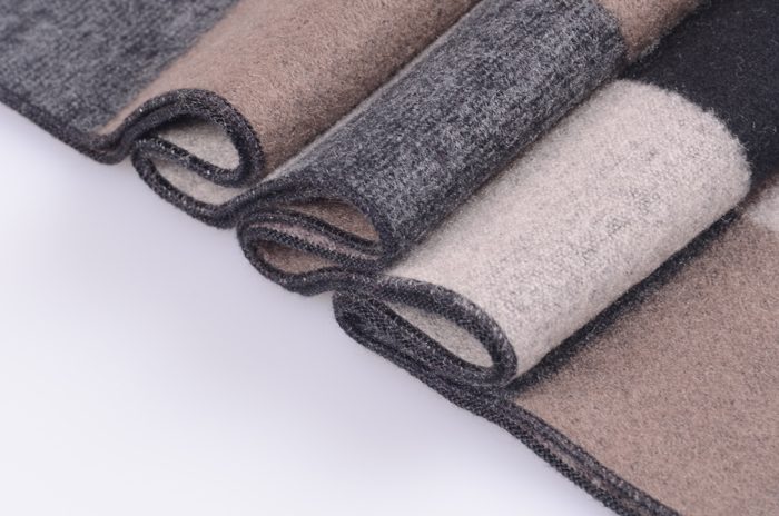 圍巾批發(fā) 圍巾廠家 真絲圍巾 男士圍巾 拉絨圍巾 圍巾批發(fā) 圍巾廠家 真絲圍巾 男士圍巾 拉絨圍巾