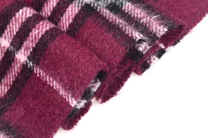 男士羊毛圍巾細(xì)節(jié)圖 男士羊毛圍巾細(xì)節(jié)圖