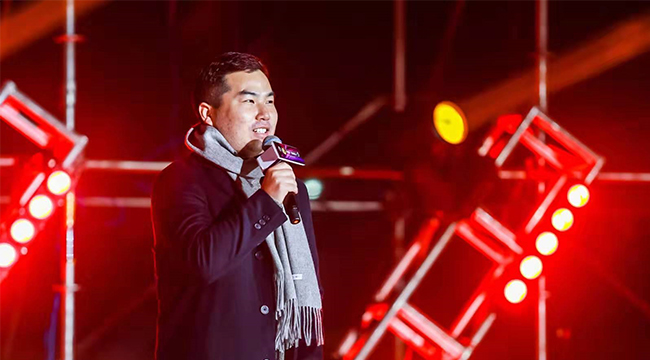 羊毛圍巾現場佩戴 羊毛圍巾現場佩戴