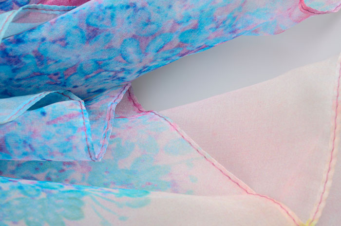 漫天飛舞絲巾細節圖