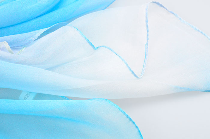 出水芙蓉絲巾細節(jié)圖 出水芙蓉絲巾細節(jié)圖