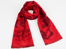 龍翔為中國平安獨家定制年會紅圍巾