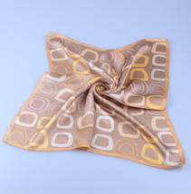 素縐緞小方巾 素縐緞小方巾