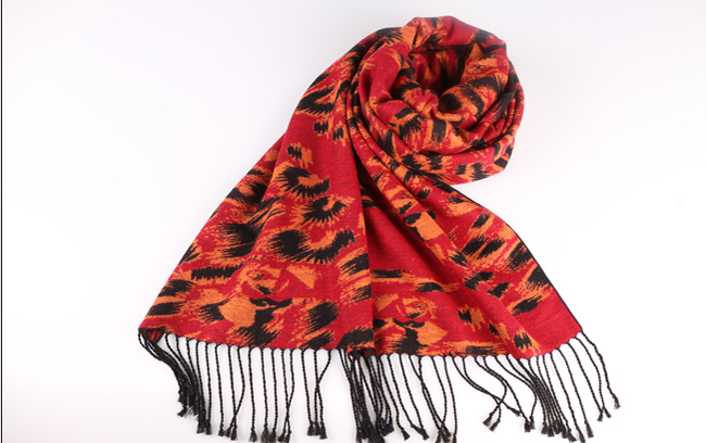 能滿足您需求的送圍巾什么價(jià)格好 圍巾圖