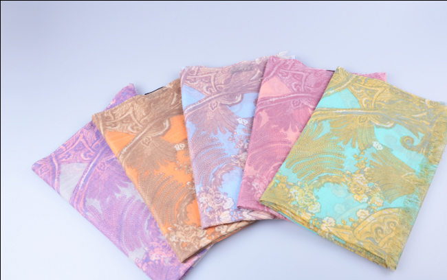 正規(guī)的羊毛毯牌子 羊毛毯圖