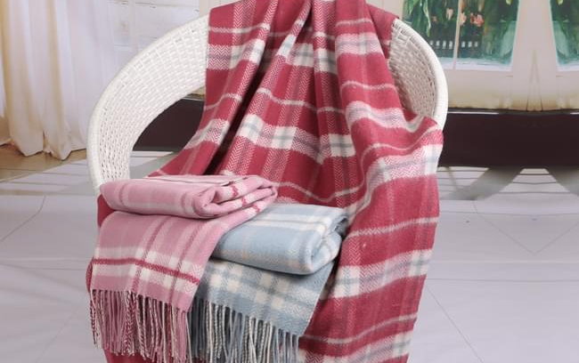 灰色風衣配什么圍巾,高檔圍巾 圍巾圖